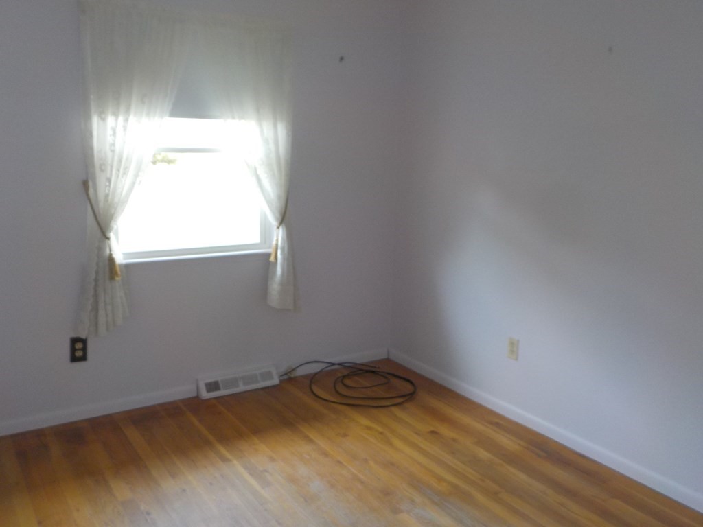 48 Roberta Road Blackstone, MA 01504 - Photo 8 of 15 Gallery Image 8