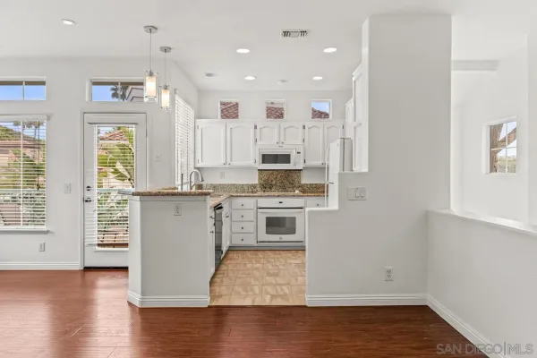 $699,000 | 12650 Springbrook Drive, Unit A, San Diego, CA 92128