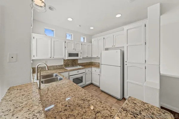 $699,000 | 12650 Springbrook Drive, Unit A, San Diego, CA 92128