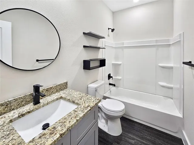 $225,000 | 187 Harris Boulevard, Malakoff, TX 75148