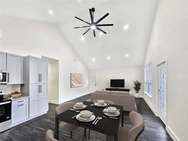 $225,000 | 187 Harris Boulevard, Malakoff, TX 75148