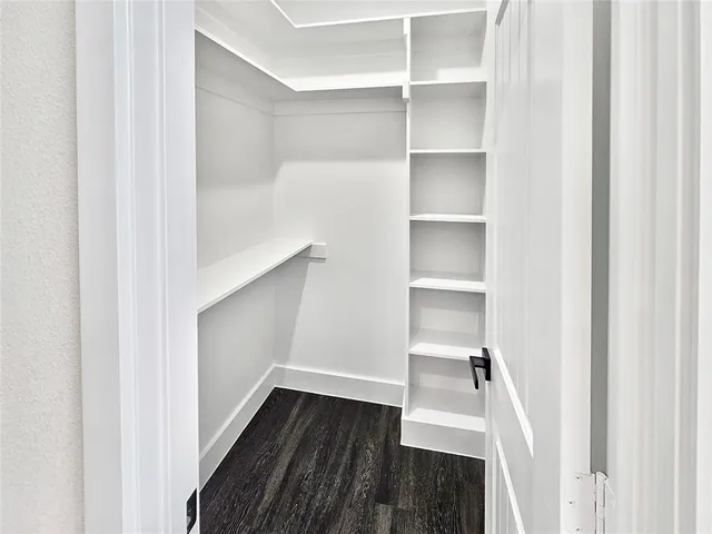 $225,000 | 187 Harris Boulevard, Malakoff, TX 75148