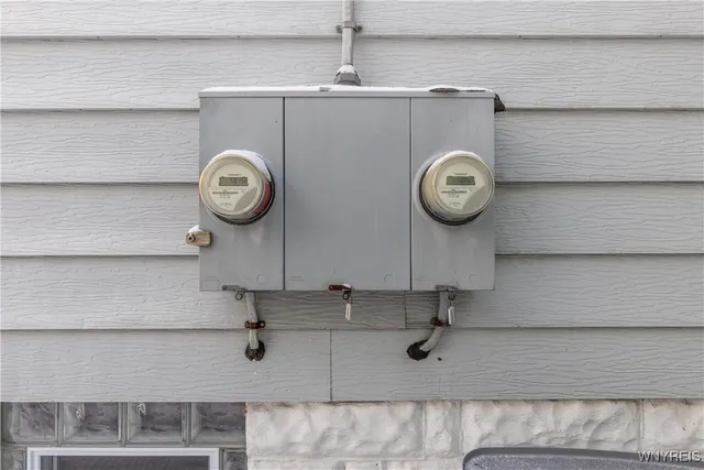 $275,000 | 110 Armin Place, Buffalo, NY 14210