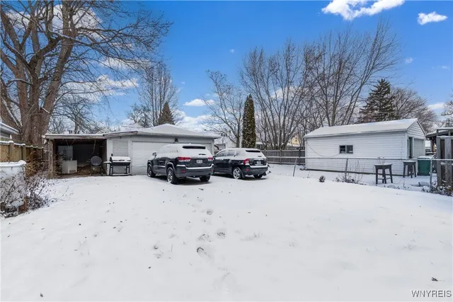 $275,000 | 110 Armin Place, Buffalo, NY 14210
