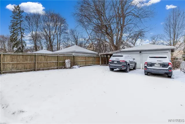 $275,000 | 110 Armin Place, Buffalo, NY 14210