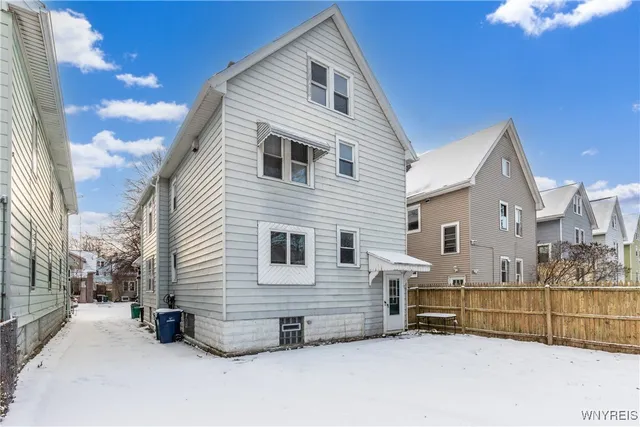 $275,000 | 110 Armin Place, Buffalo, NY 14210