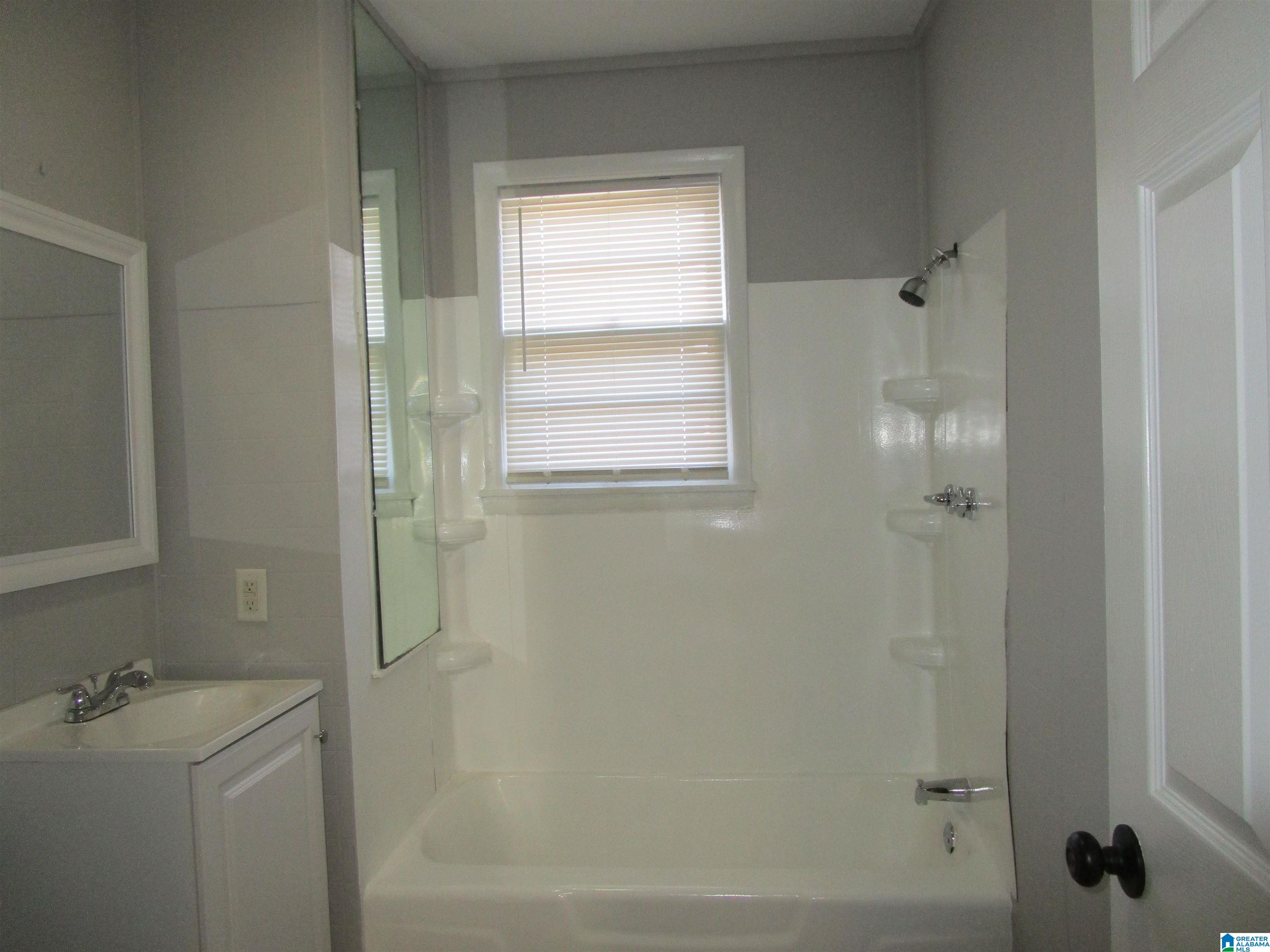 229 3rd Avenue Birmingham, AL 35228 - Photo 18 of 22