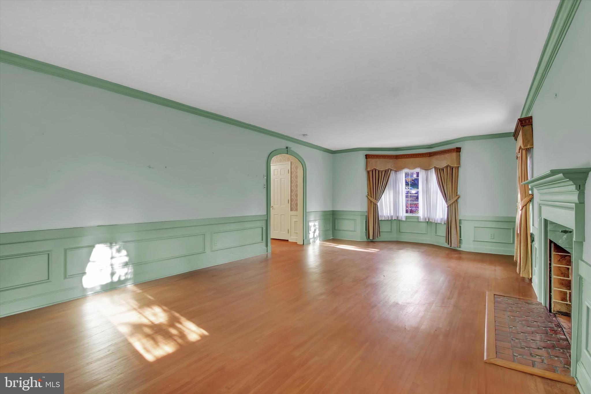 137 Peyton Road York, PA 17403 - Photo 10 of 36 Formal Living Room