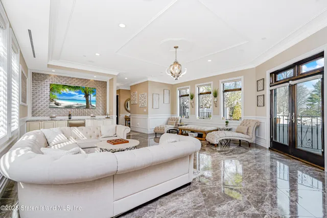 $2,699,000 | 6233 Amboy Road | Pleasant Plains