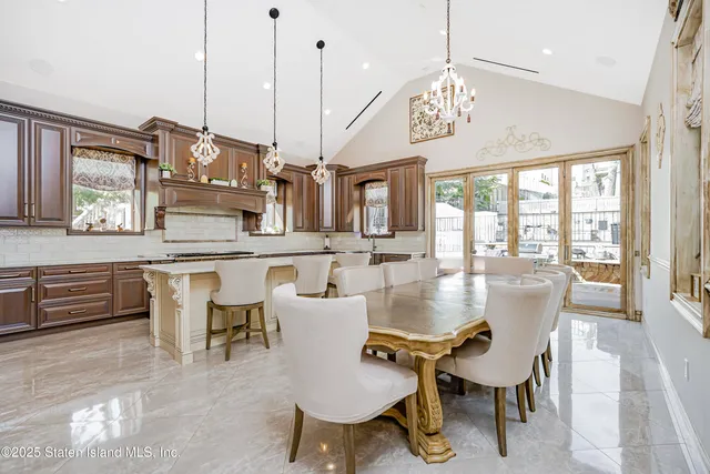 $2,699,000 | 6233 Amboy Road | Pleasant Plains