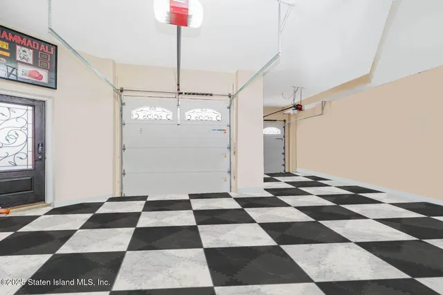 $2,699,000 | 6233 Amboy Road | Pleasant Plains