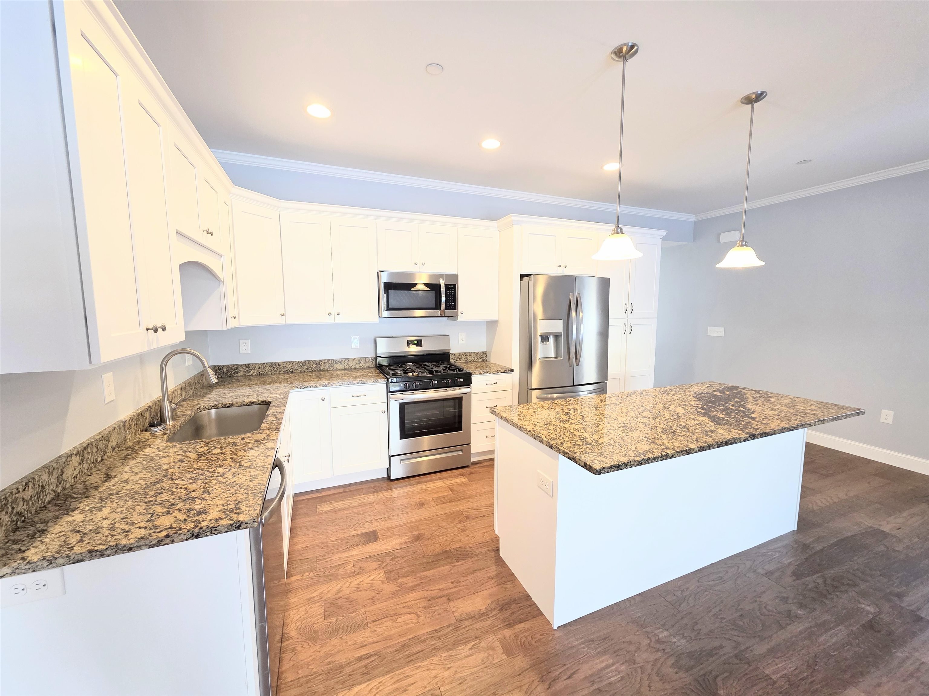 1 Cleveland Avenue, Unit 1 Concord, NH 03301 - Photo 4 of 35