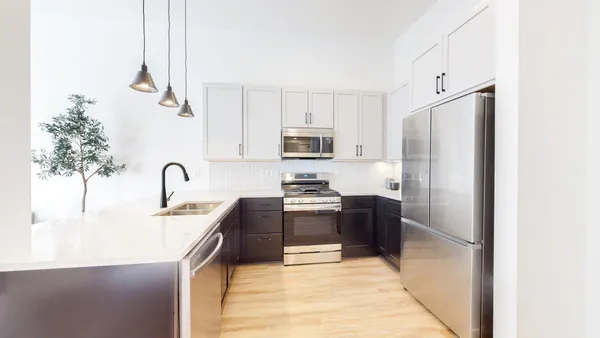 $2,669 | 650 Portland Avenue South, Unit 535, Minneapolis, MN 55415
