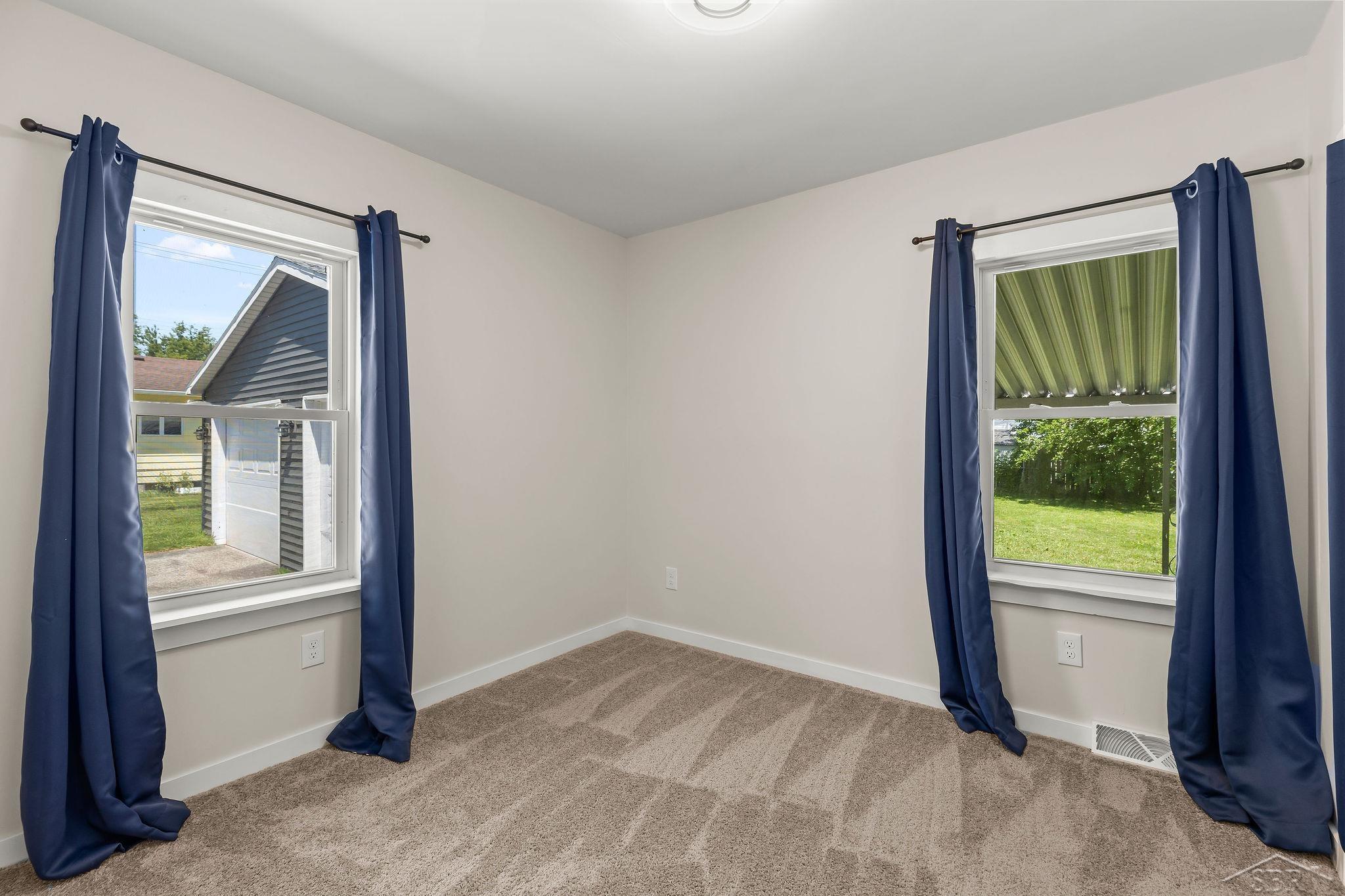 305 Braddock Street Bay City, MI 48708 - Photo 19 of 36