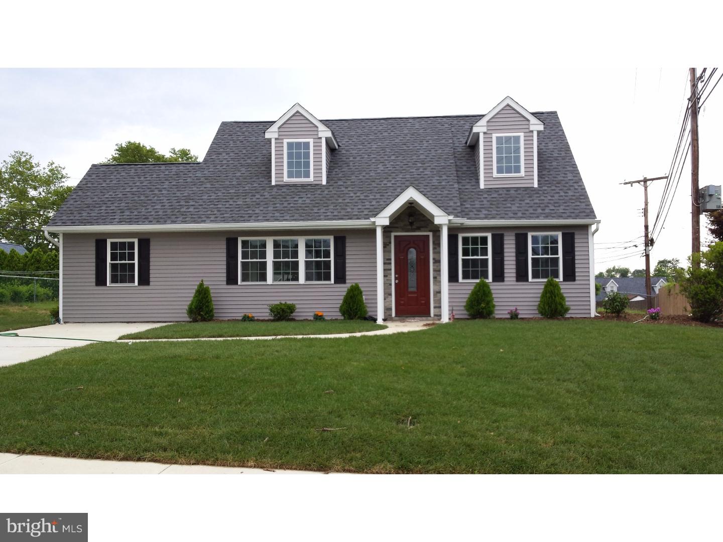 4 Crystal Road Levittown, PA 19057 - Photo 1 of 19