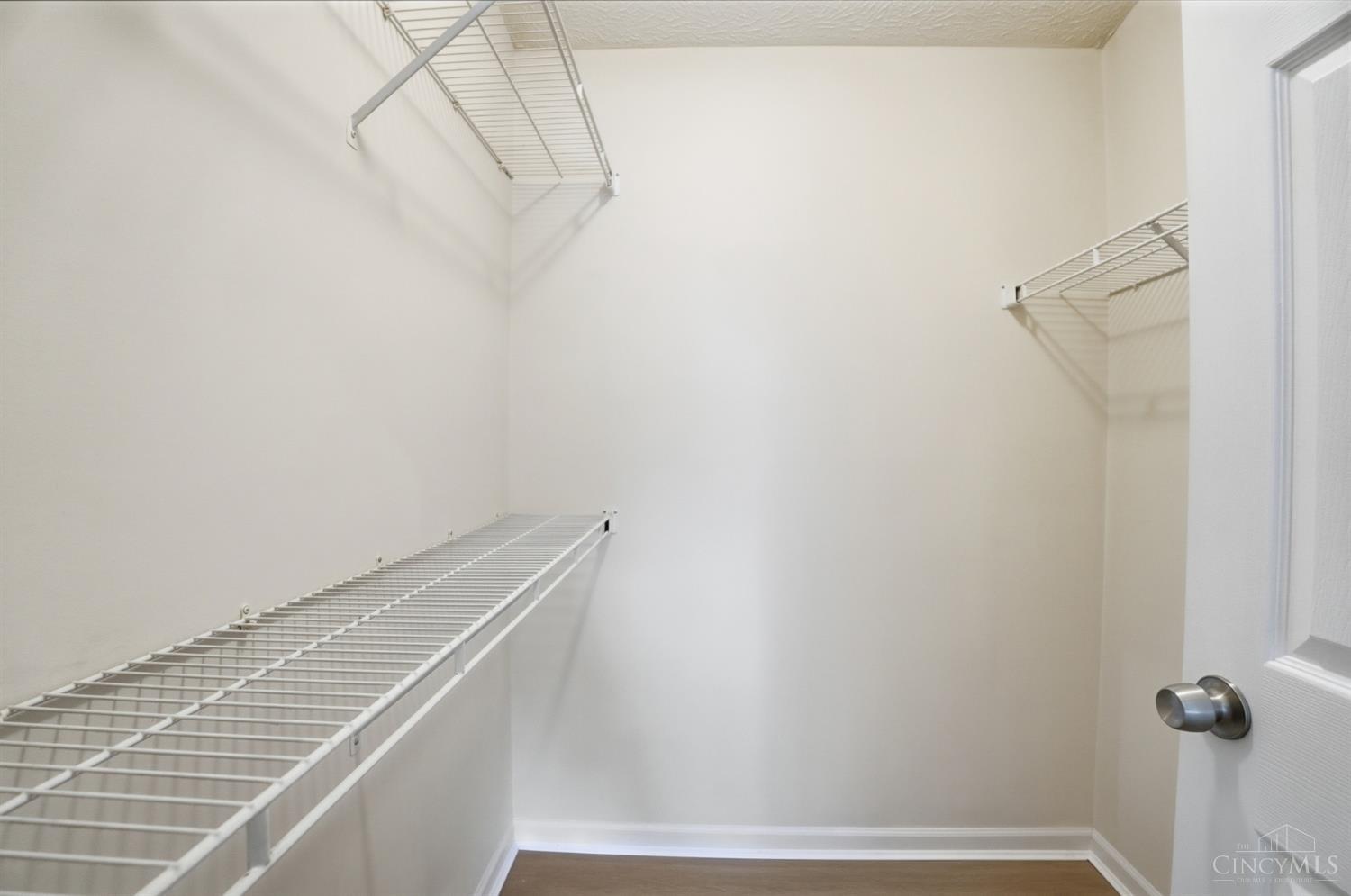 7372 Ridgepoint Drive, Unit 10 Cincinnati, OH 45230 - Photo 23 of 42