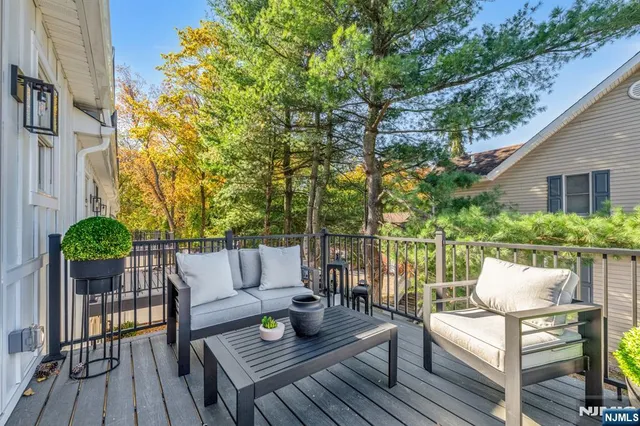 $1,150,000 | 98 West Main Street, Ramsey, NJ 07446