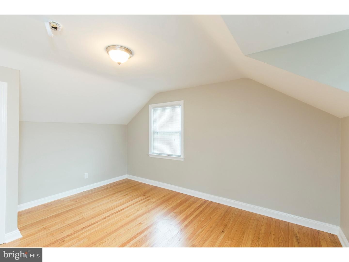 434 Kent Road Springfield, PA 19064 - Photo 17 of 25 Bedroom 2