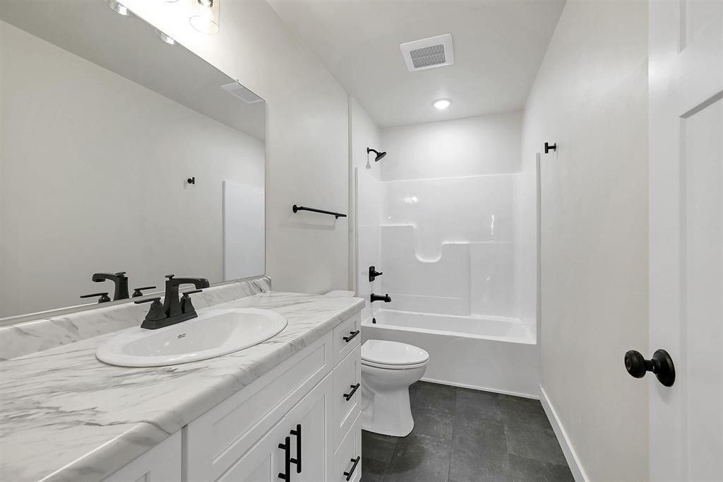 115 Theunis Drive Wrightstown, WI 54180 - Photo 11 of 16