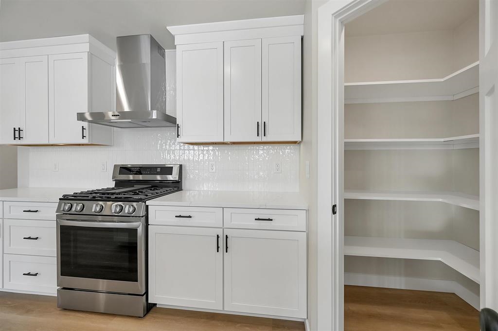 115 Theunis Drive Wrightstown, WI 54180 - Photo 8 of 16