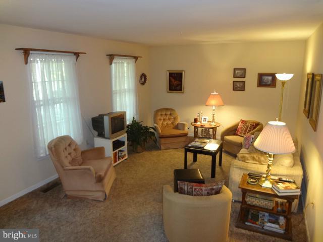 143 East Red Hill Road Conowingo, MD 21918 - Photo 13 of 23 Living Room