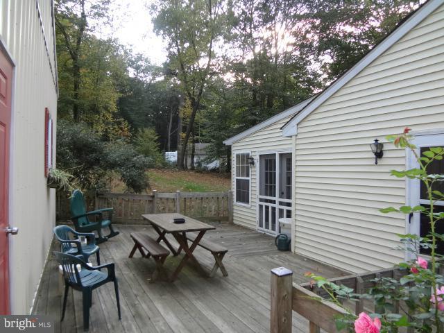 143 East Red Hill Road Conowingo, MD 21918 - Photo 8 of 23 Deck