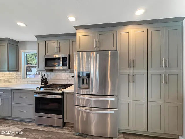 $1,320,000 | 91 Calle Escalon, Camarillo, CA 93010