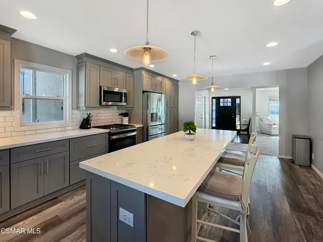 $1,320,000 | 91 Calle Escalon, Camarillo, CA 93010