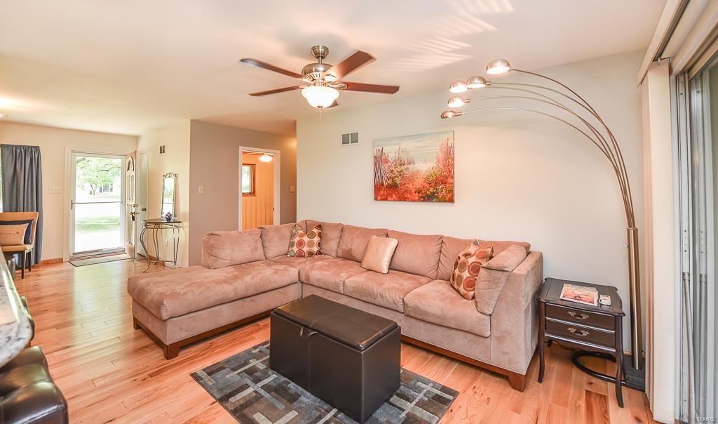 5382 Kerth Road St. Louis, MO 63128 - Photo 13 of 63 Gallery Image 13