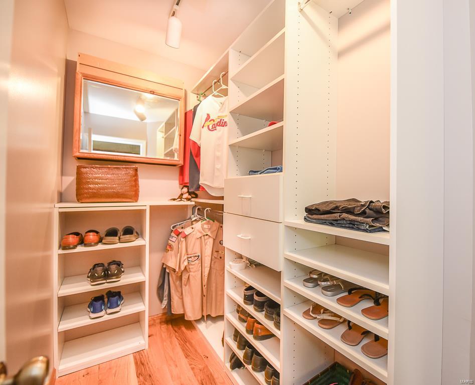 5382 Kerth Road St. Louis, MO 63128 - Photo 30 of 63 Gallery Image 30