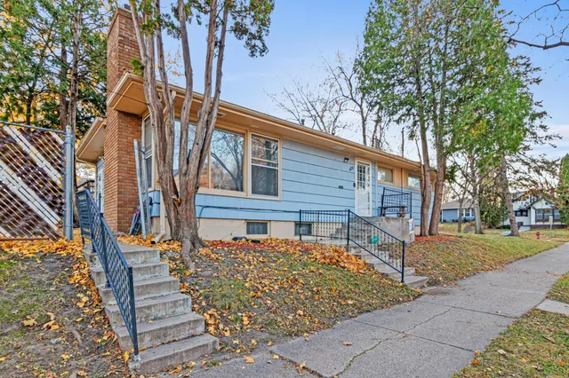 $250,000 | 425 North 35th Avenue, Minneapolis, MN 55412