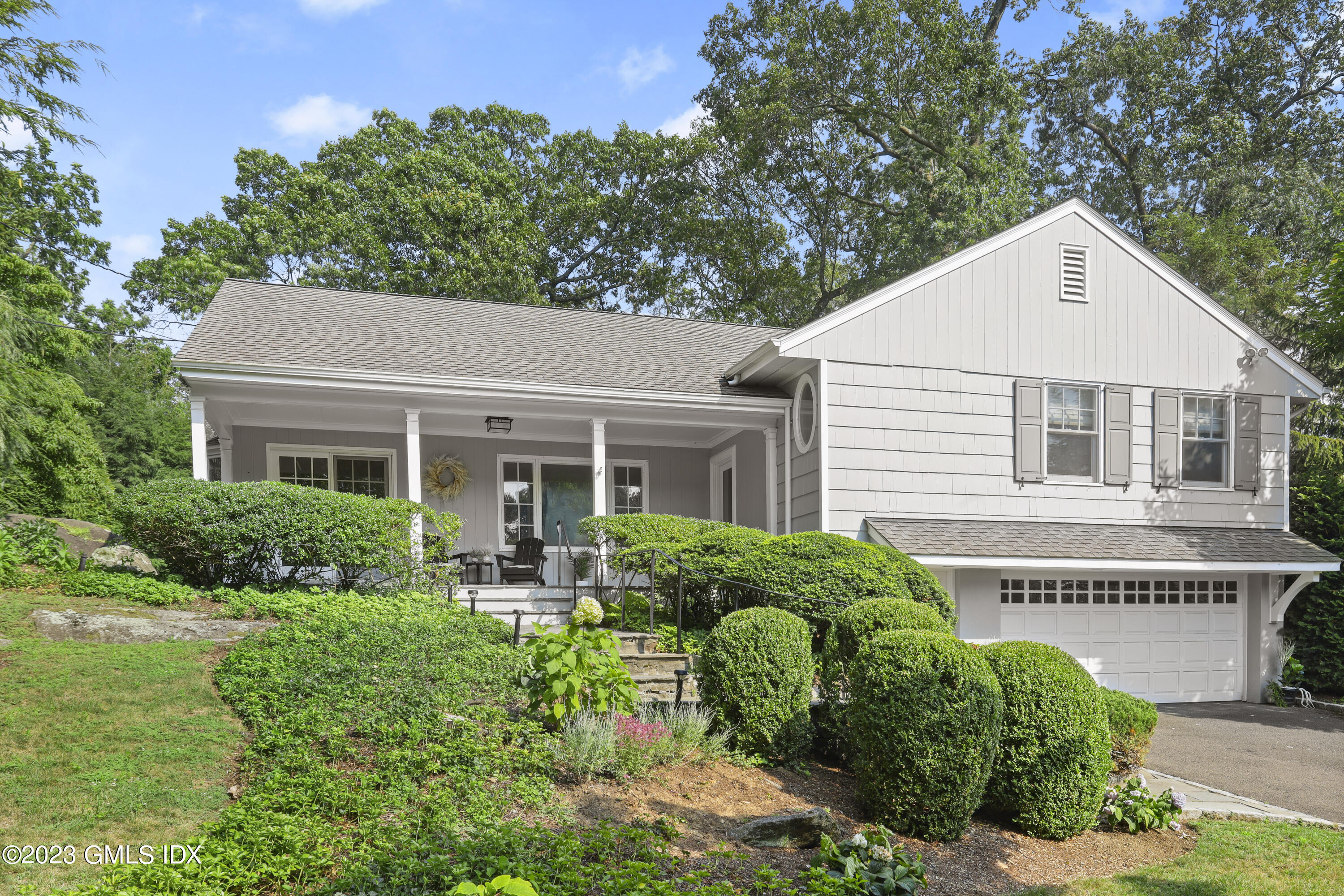 124 Woodside Drive, Greenwich, CT 06830 Compass