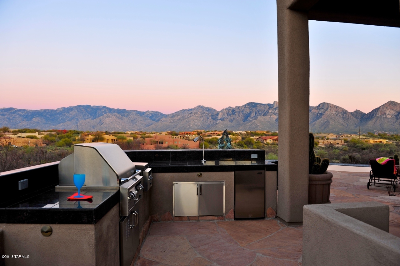 12172 North Copper Spring Trail Oro Valley, AZ 85755 - Photo 10 of 32