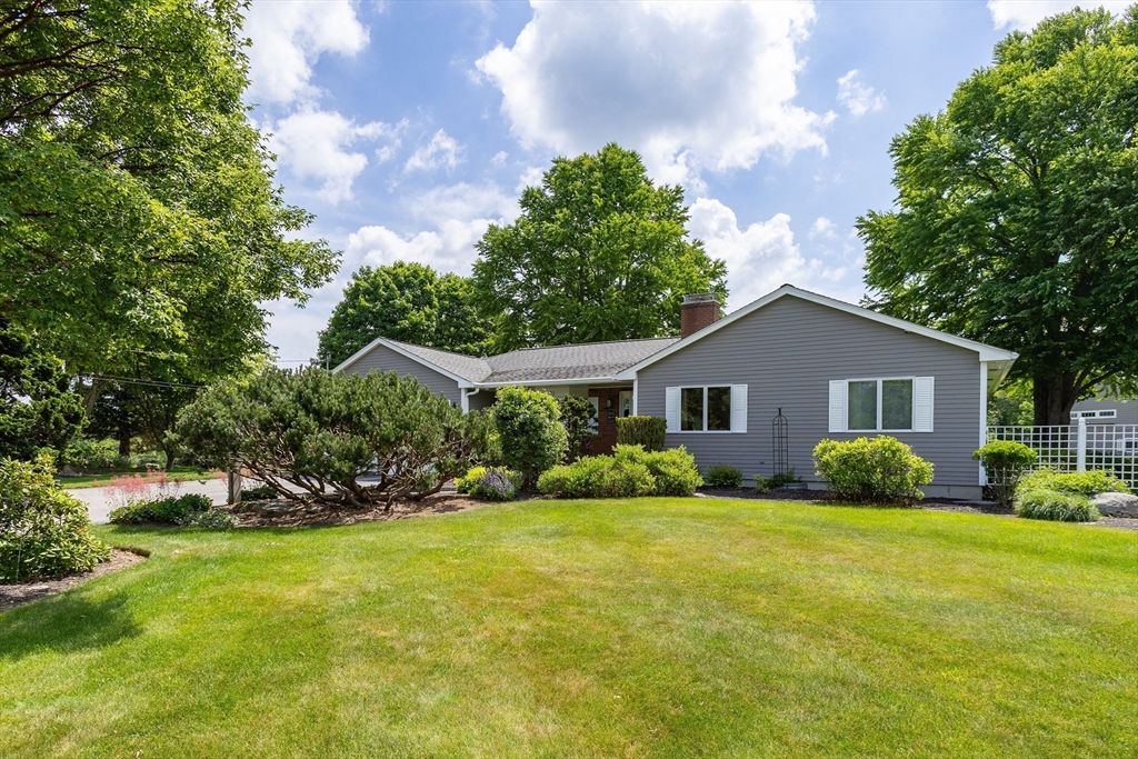 31 Fort Hill Road Oxford, MA 01540 - Photo 2 of 28