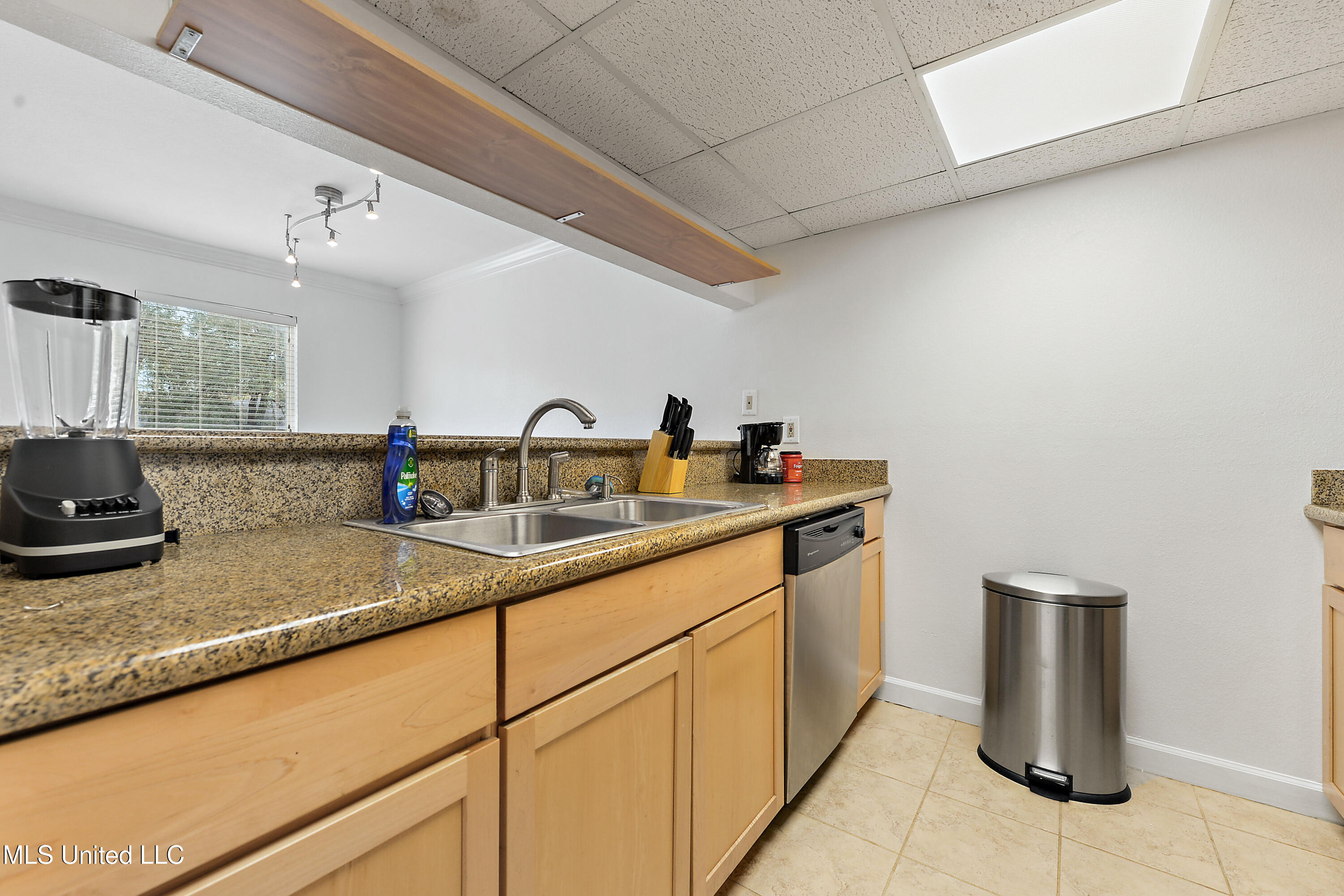 3230 Cumberland Road, Unit 87 Ocean Springs, MS 39564 - Photo 8 of 14 008
