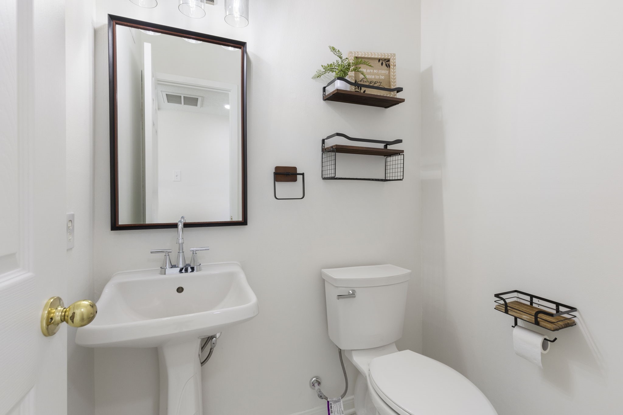 4715 Towermont Lane Spring, TX 77388 - Photo 13 of 35 Half bathroom downstairs.