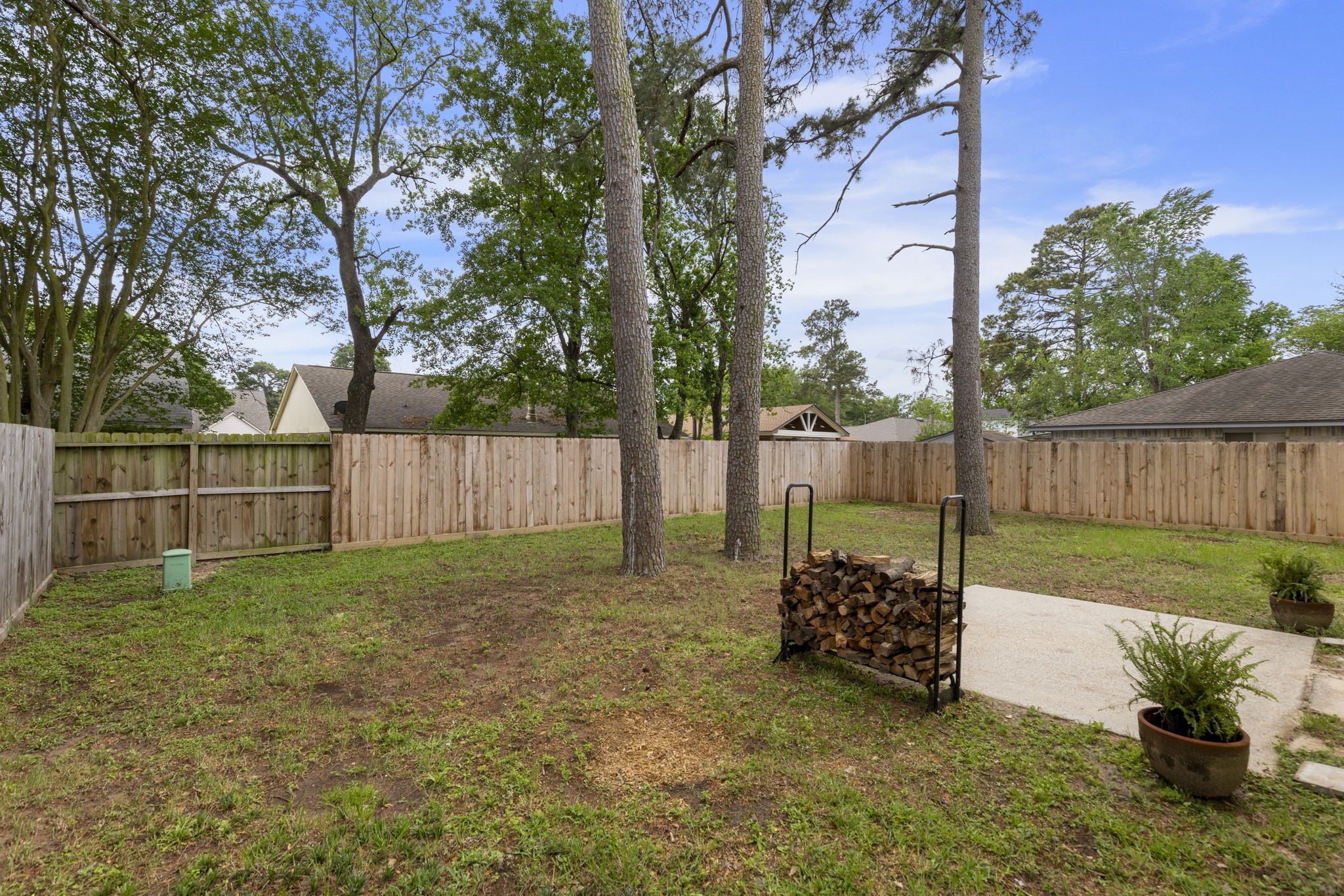 4715 Towermont Lane Spring, TX 77388 - Photo 24 of 35 This home has a new fence and 1-story homes around it providing ultimate privacy in your huge backyard.