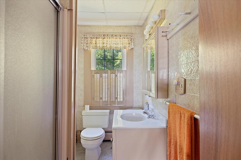 100 Quaboag Street Brookfield, MA 01506 - Photo 23 of 28