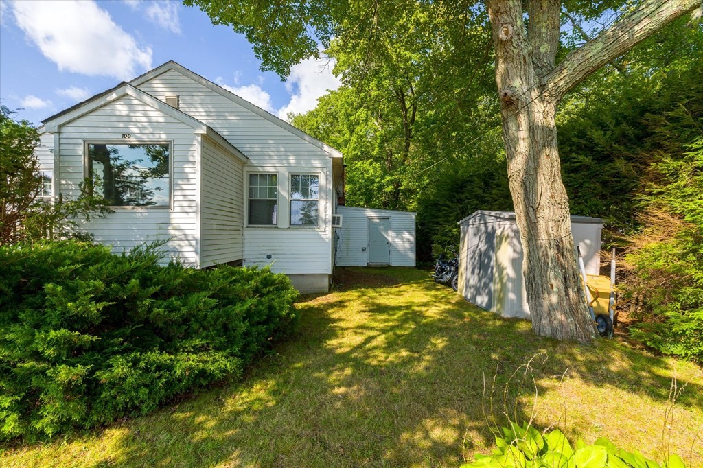 100 Quaboag Street Brookfield, MA 01506 - Photo 6 of 28