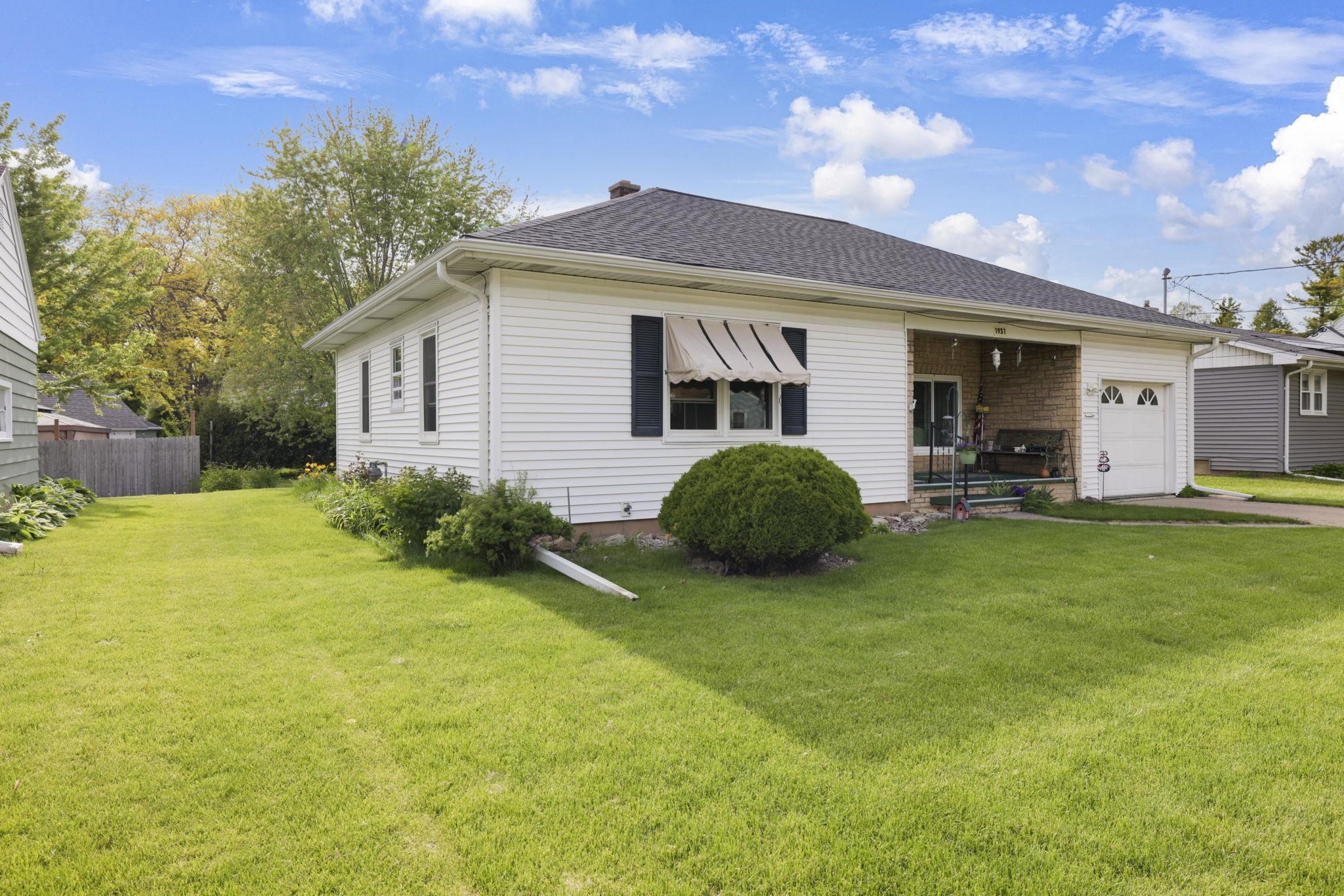 1931 South Adams Street Appleton, WI 54915 - Photo 1 of 1 Gallery Image 1