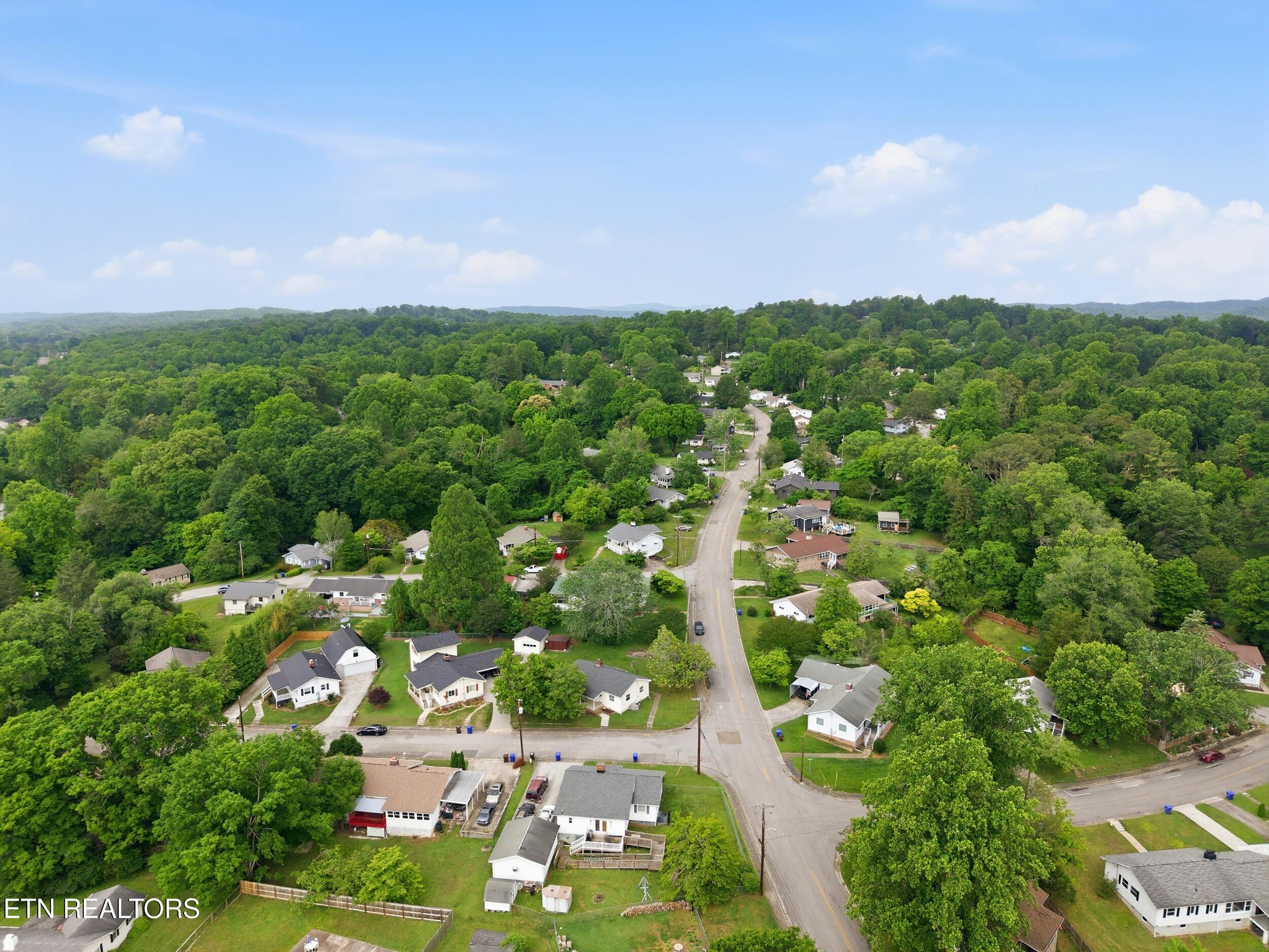 100 Ulysses Lane Oak Ridge, TN 37830 - Photo 35 of 37 12_100_ulysses_ln_0012
