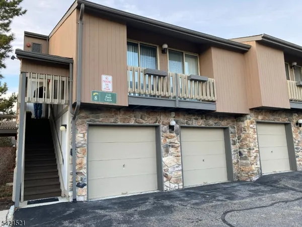 $3,500 | 4 Paris Circle, West Orange, NJ 07052