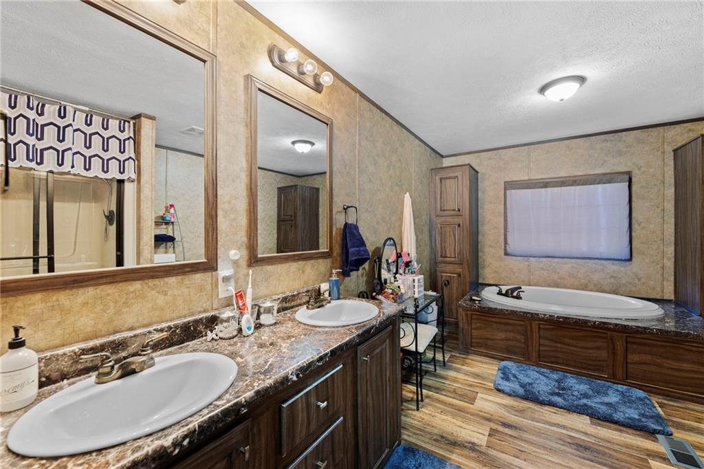 1799 Jackson Road Ottawa, KS 66067 - Photo 27 of 69