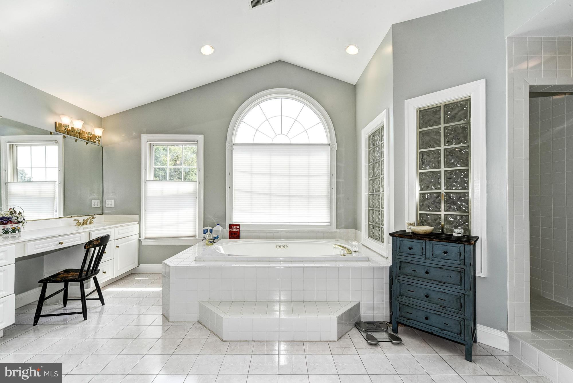 1511 Linthicum Road Dickerson, MD 20842 - Photo 13 of 30 Bath (Master)