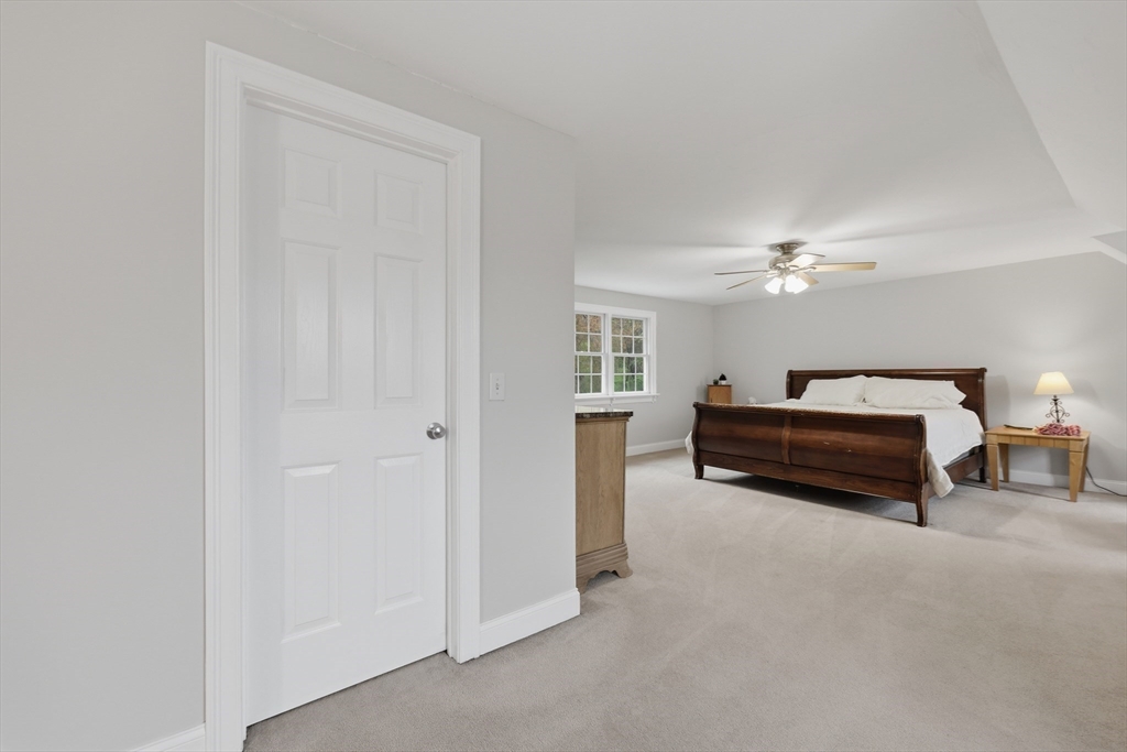 324 West Sutton Road Sutton, MA 01590 - Photo 21 of 42