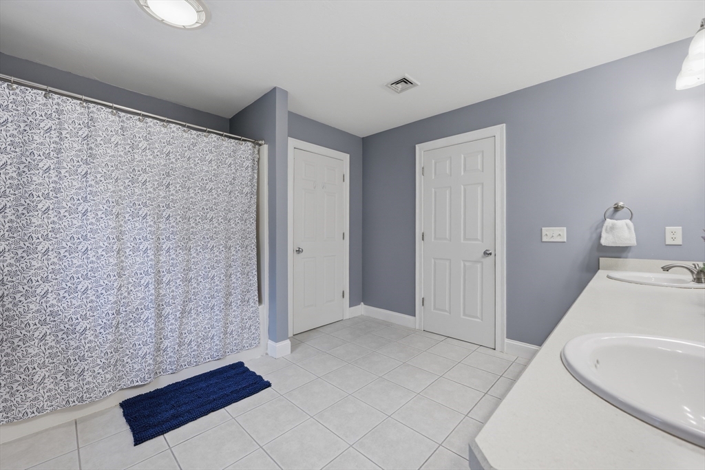 324 West Sutton Road Sutton, MA 01590 - Photo 24 of 42
