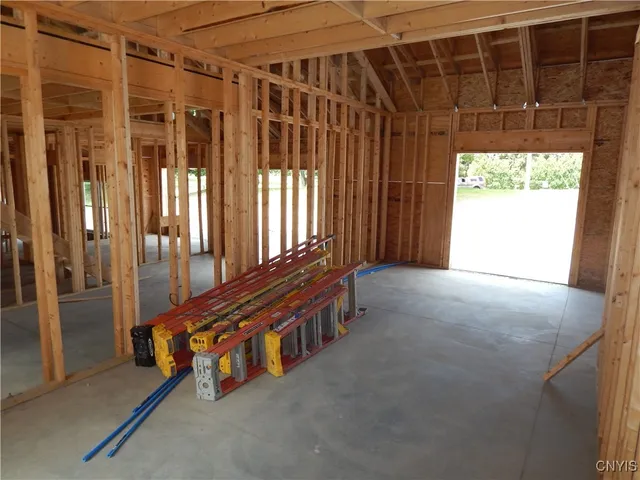 $359,900 | 302 Bunker Hill Way, Syracuse, NY 13207