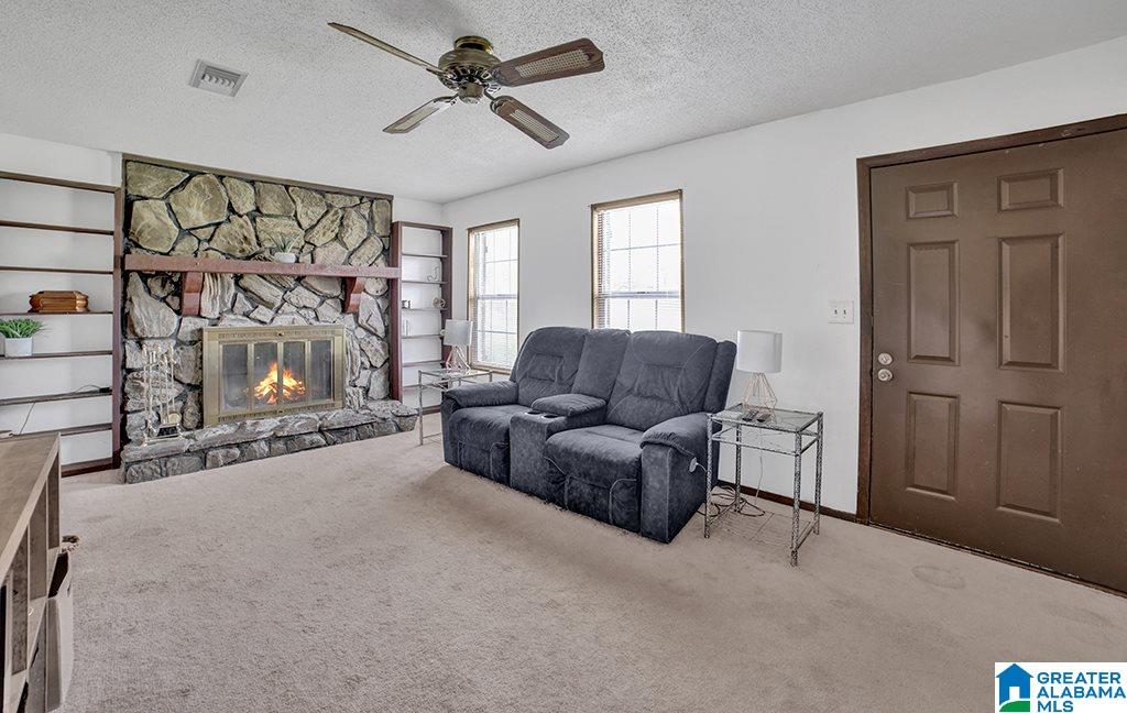 6987 Heather Lane Pinson, AL 35126 - Photo 2 of 20