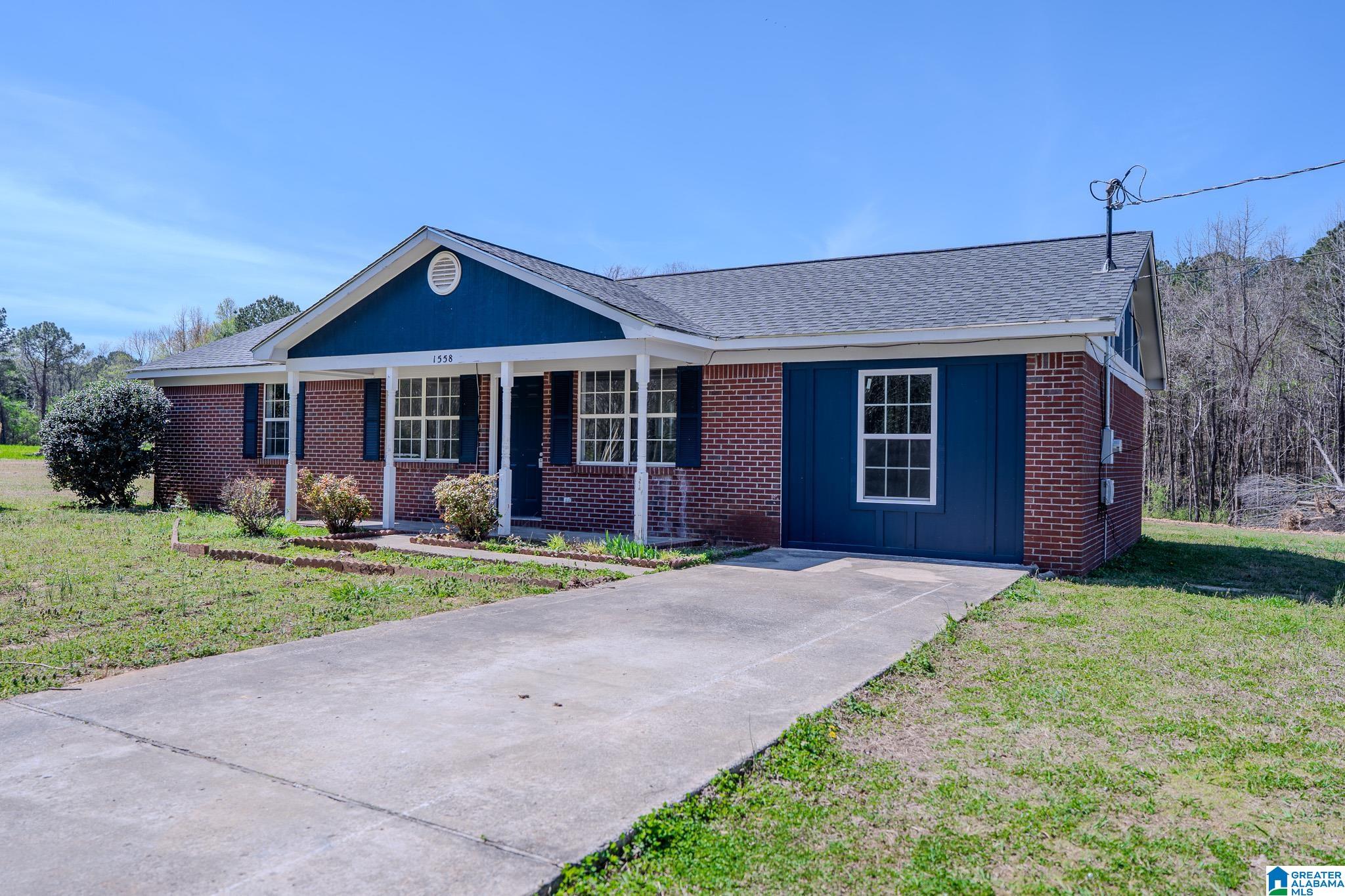 1558 Bluff City Road Somerville, AL 35670 - Photo 2 of 22