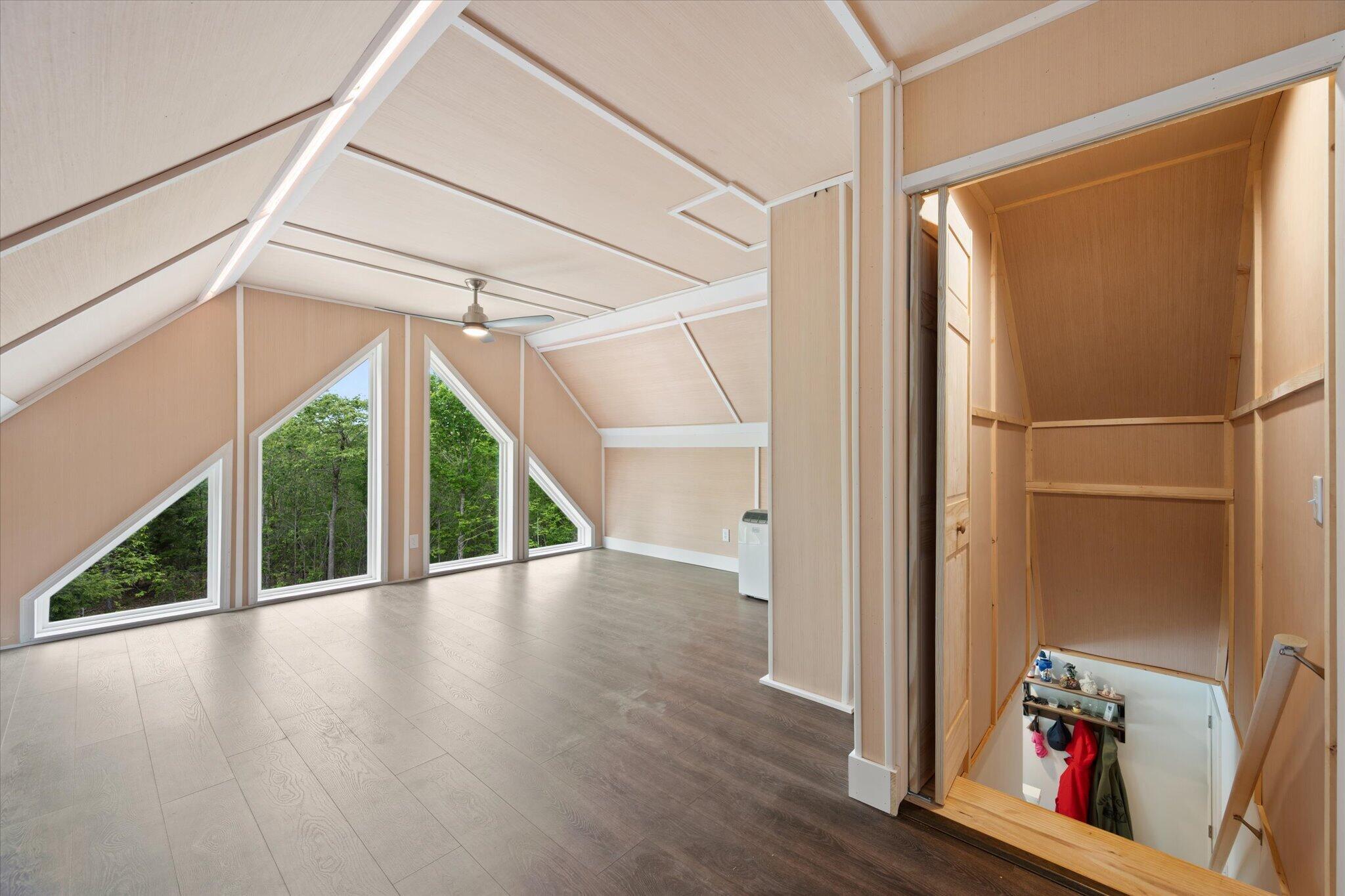 89 Wickett Farm Road Bucksport, ME 04416 - Photo 16 of 44 16-2nd Floor